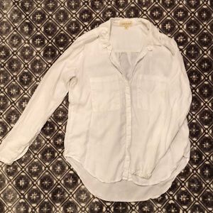 White button down collared shirt